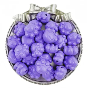 Purple acrylic cat paw beads detail shot, 18x16mm loose DIY jewelry making craft accessories.