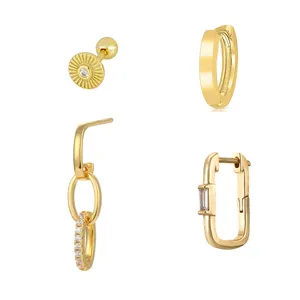 Minimalistische gouden oorbellen set met zirkonium steentjes voor chique dames dagelijkse mode.