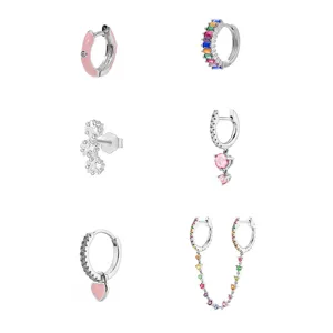 Detailansicht des 6-teiligen bunten Zirkonia Ohrring Sets, modischer Layering Schmuck.