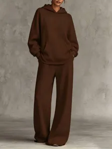 Gemütliches zweiteiliges braunes Hoodie und Weithosen Lounge-Set für Damen