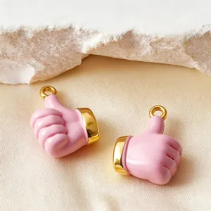 Rosa Emaillierte Daumen Hoch Anhänger Vergoldet Suesse DIY Schmuck Accessoires fuer Halskette