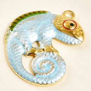 Detalle de colgante de camaleón de esmalte, encantador accesorio de joyería de lagarto para DIY