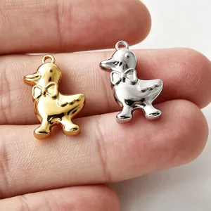 Breloques pendentifs canard 3D en métal avec nœud papillon pour bijoux bracelet collier DIY
