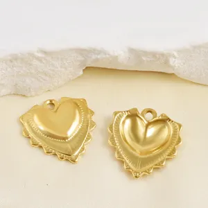 Ciondoli a cuore placcati oro 18K in acciaio inossidabile accessori per gioielli fai da te.