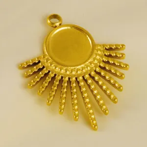 Gold stainless steel sunburst pendant blank bezel tray charm jewelry making accessory detail