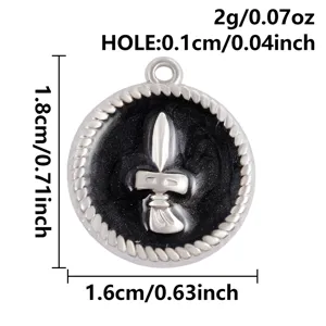 Colgante redondo de acero inoxidable con diseño de daga de esmalte negro y borde de cuerda