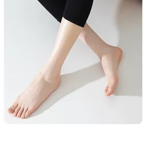 Comfortable sports compression knee sleeves for women running and fitness joint protection