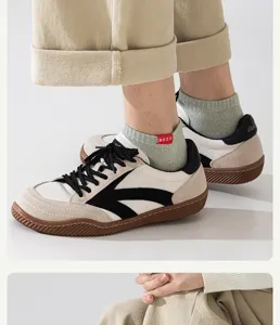Close-up detail of men's short socks featuring breathable fabric and comfortable fit.