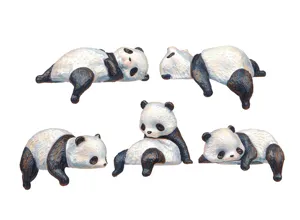 Detailweergave van schattige slapende panda-beeldjes voor auto-interieur en bureau decoratie.
