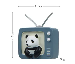 Panda TV calamita per frigorifero in resina simpatico adesivo magnetico a cartone animato 4x4.5cm