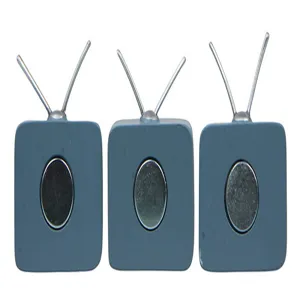 Calamite da frigo a forma di TV vintage set di tre simpatici adesivi magnetici grigi decorativi