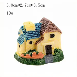 Mini-Harz-Steinhaus-Ornament Detailaufnahme, perfekt für DIY-Mikrolandschaftsdekoration.