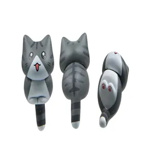 Schattige grijze gestreepte kat figurine cartoon hars bureau ornament mini auto interieur