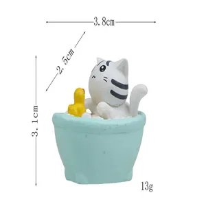 Süße Harz Badende Katze Figur mit Ente, ideal für Desktop Mikrolandschaft Dekoration.