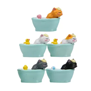 Niedliche Miniatur Katzen Figuren in Badewannen, kawaii Tier Figuren für Schreibtisch.