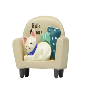 Cute miniature cat sofa ornament for succulent plants gardening micro landscape and home decor.