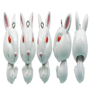 Weißes Kaninchen Tierkreis DIY Schlüsselanhänger Anhänger, süßes Tier Zubehör, Detailansicht.