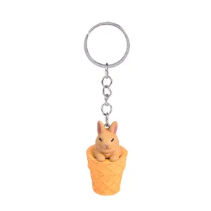 Niedlicher Hasen Eistüte Schlüsselanhänger, kreative Cartoon Taschen Deko und Autoschlüssel Ring.