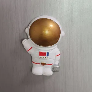 Harz Cartoon Astronaut Kühlschrankmagnet süße Weltraum Dekoration Schreibtisch Accessoire