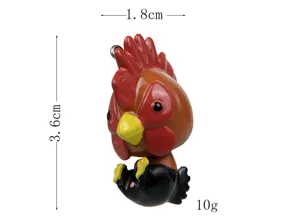 Süßer Cartoon Hahn Figur Harz Anhänger DIY Zubehör für Schlüsselanhänger 1,8x3,6cm 10g