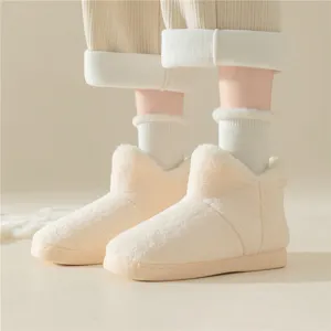 Gezellige pluche winter thermische sneeuwlaarzen detail met zachte voering.