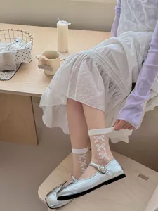 Femmes été chaussettes transparentes mi-mollet style japonais doux nœud papillon respirant fin.