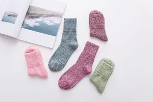 Damen Winter dicke Strick Wolle Socken kuschelig warme Stiefelsocken Set Detail
