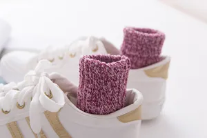 Damen Winter warme gestrickte Wollsocken, weiche Boot Socken für Alltag und kalte Tage.