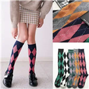 Women argyle knee high socks, retro knit long socks for daily wear, soft and comfortable.