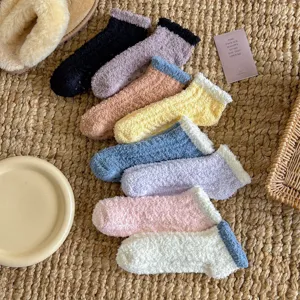 Chaussettes douillettes épaisses pour femmes, chaussettes de sol antidérapantes chaudes