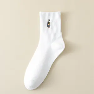 Chaussettes blanches homme en coton respirant chaussettes de sport avec broderie de personnage