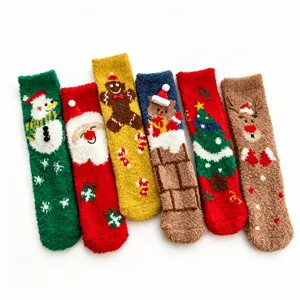 Chaussettes de Sommeil en Polaire Corail de Noël Femmes Chaussettes de Sol d'Hiver Chaudes Épaissies Mignonnes Chaussettes de Maison Jacquard de Dessin Animé Cadeau
