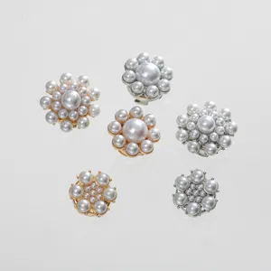 Korean Artificial Pearl Collar Clips Elegant Alloy Flower Shirt Cufflinks Fashion Women Clothing Accessories