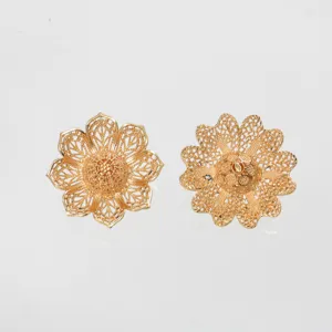 Style Coréen Ajouré Or Fleur Boutons de Manchette Élégant Femmes Chemise Boutons Décoratifs Mode Vêtements Bijoux Cadeau