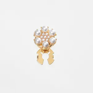 Fashion Korean pearl shirt cufflink elegant collar clip floral decorative accessory women