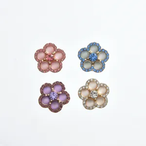 Elegant Rhinestone Floral Alloy Brooch Pin Minimalist Five Petal Flower Scarf Buckle Women Fashion Dress Accessories