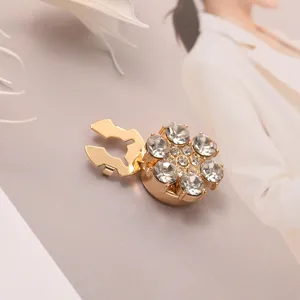 Schitterende strass bloem overhemd manchetknopen, elegant goudkleurig metalen accessoire voor dames.