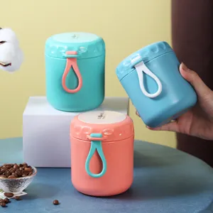 Set di tre tazze da zuppa isolate in acciaio inossidabile con anelli in silicone