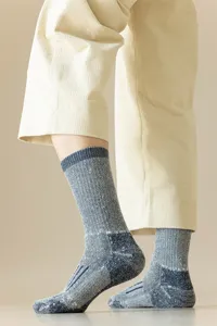 Calcetines de senderismo de lana térmica gruesa para hombre, calcetines largos de invierno detalle