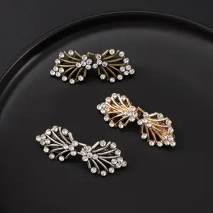 Rhinestone Floral Scarf Buckle Alloy Collar Clip Women Elegant Banquet Dress Scarf Decorative Accessories