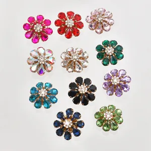 Bottone Floreale in Strass Colorato di Lusso Leggero Francese Elegante Camicia Antiriflesso Fibbia per Sciarpa Gemelli Moda Gioielli da Donna