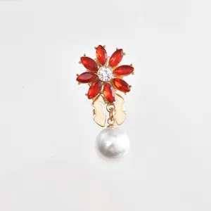 Crystal flower pearl decorative buckle detail, golden metal collar clip, stylish apparel accessory.
