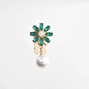 Fashion green crystal flower pearl collar clip shirt brooch accessory for women elegant daily wear