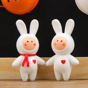 Simpatica statuetta coniglio PVC micro paesaggio bambola DIY decorazione scrivania casa