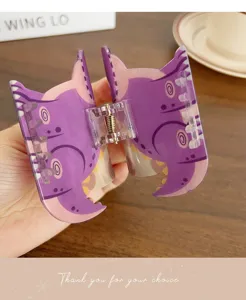 Süße lila Cartoon Acryl Haarklammer stilvolle ästhetische Haarspange für Damen Mode