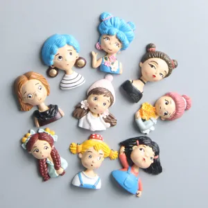 Set von 9 süßen Cartoon Mädchen Kühlschrankmagneten Harz Cabochons für DIY Handyhülle.