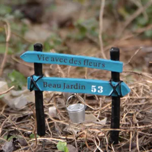 Cute Cartoon Desktop Resin Ornament Creative Office Blue Road Sign Bucket Micro Landscape Flower Insert Photo Prop
