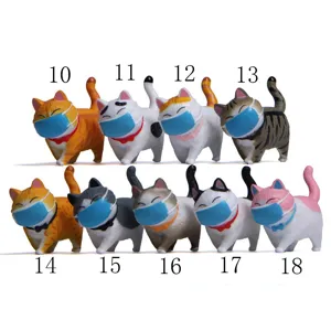 Süße Katzenfiguren aus Harz mit blauen Masken, kreative Cartoon Tier Tischdeko Spielzeug.