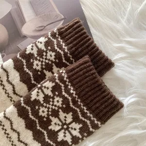 Chaussettes en laine Fair Isle rétro pour femmes, chaussettes chaudes d'hiver flocon de neige.