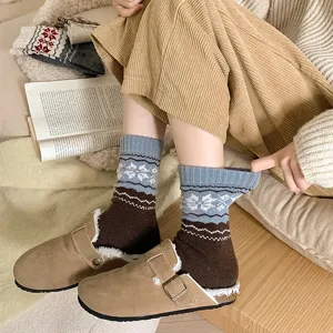Chaussettes en laine d'agneau Fair Isle rétro hiver pour femmes, motif flocon de neige.